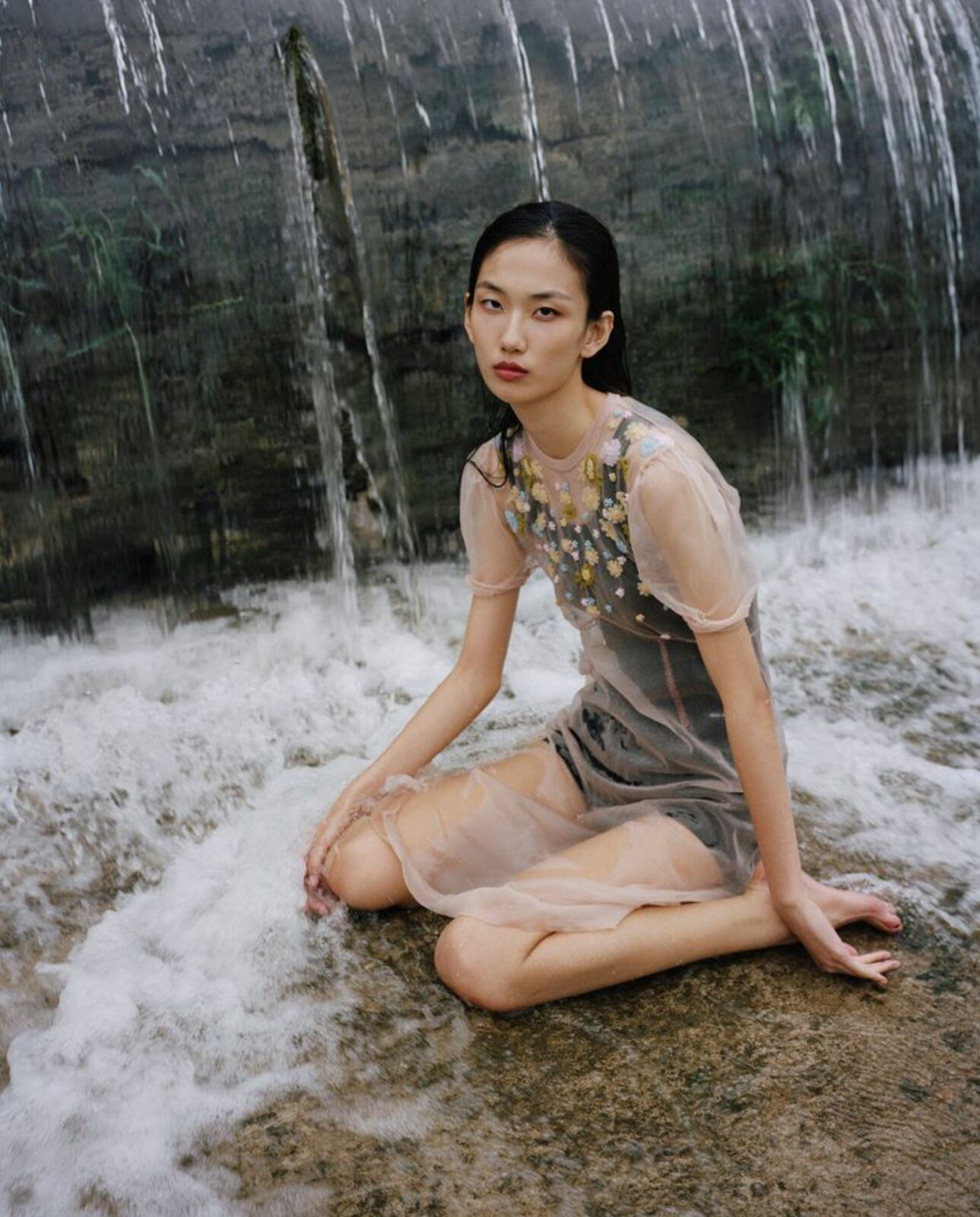 liang-chic-magazine-china-sept-19-4