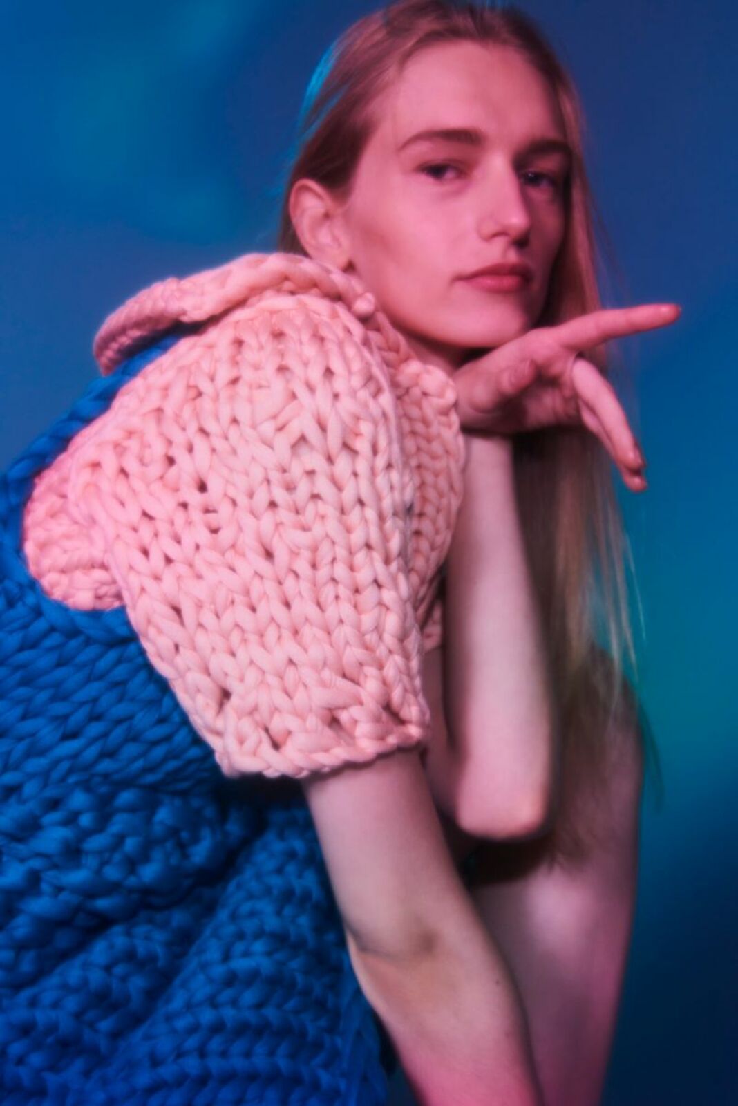 mia-brammer-bazaar-japan-apr-21-0