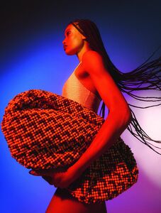 samile-bermanelli-vogue-brasil-may-issue-3