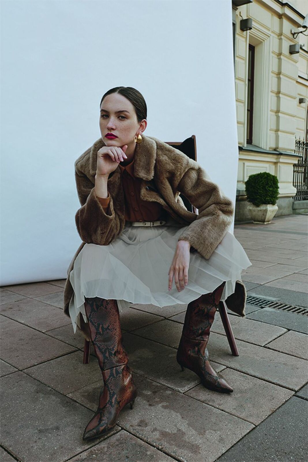 POLINA ZAVIALOVA - VOGUE RUSSIA NOV ISSUE | Special Management