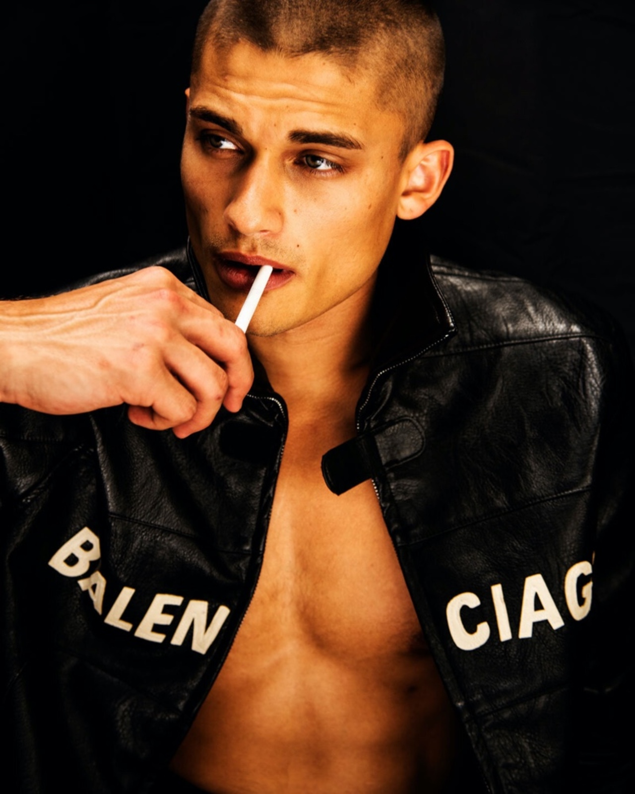 mike-gioia-l-officiel-baltic-1