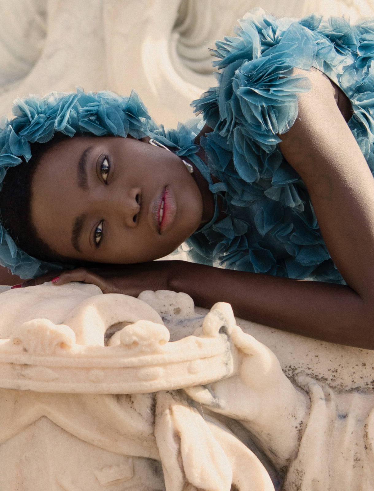 amina-seck-l-officiel-baltics-2