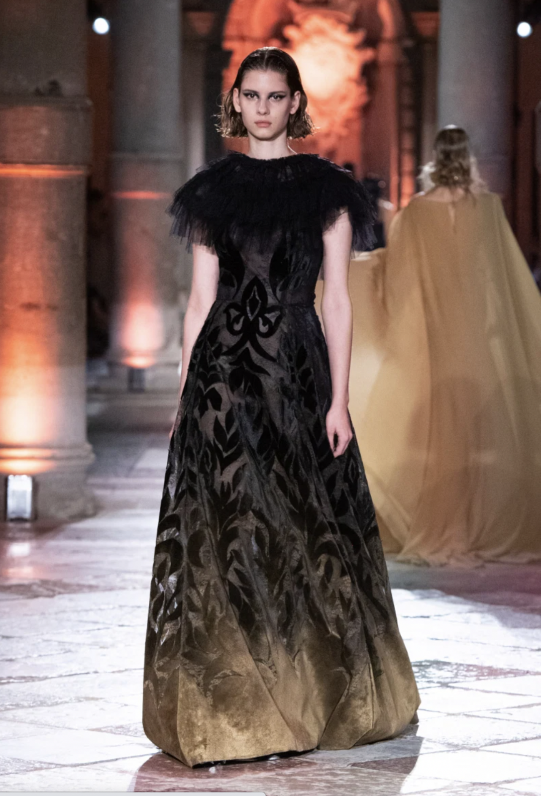 maja-ivett-alberta-ferretti-show-in-venice-1