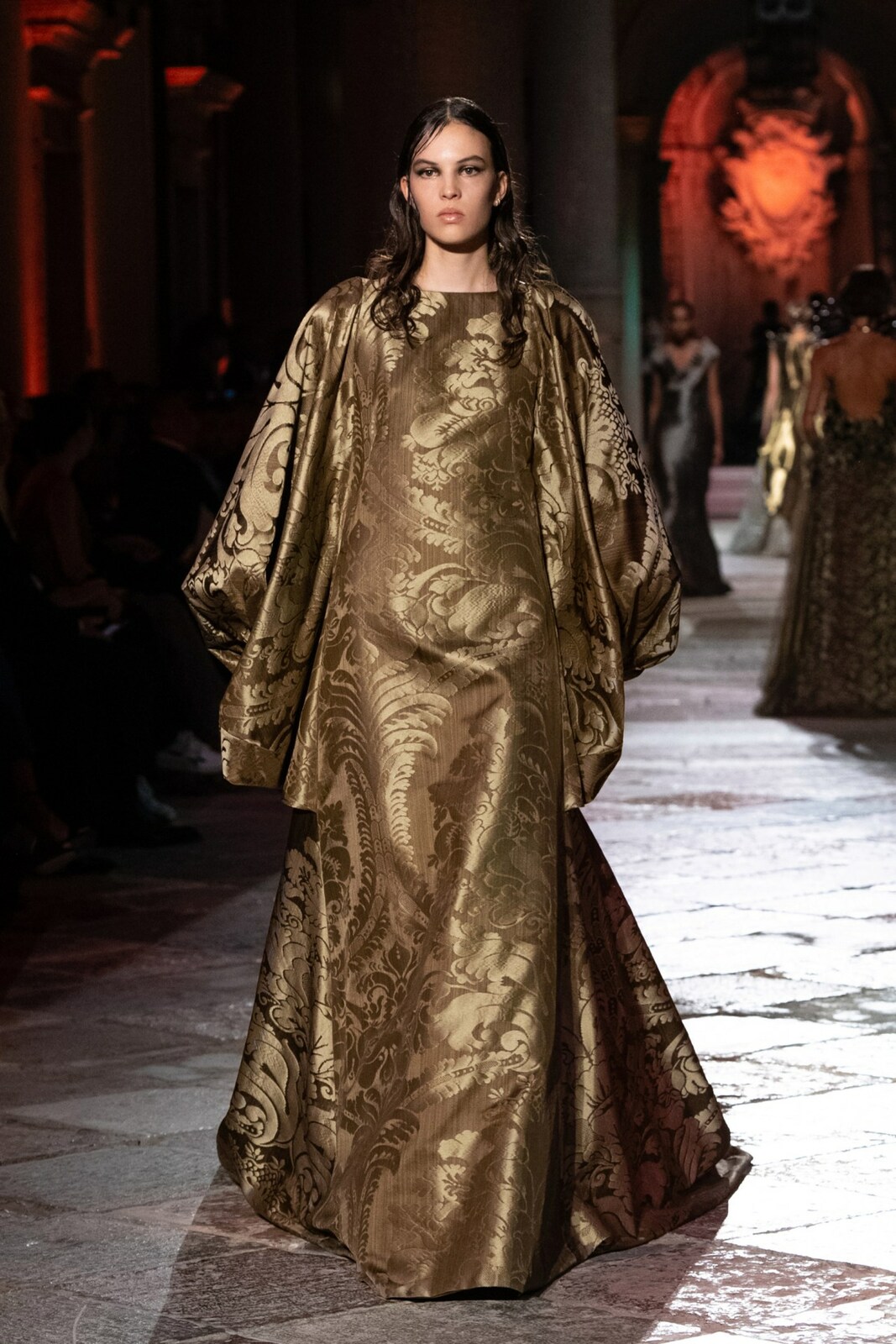 maja-ivett-alberta-ferretti-show-in-venice-2