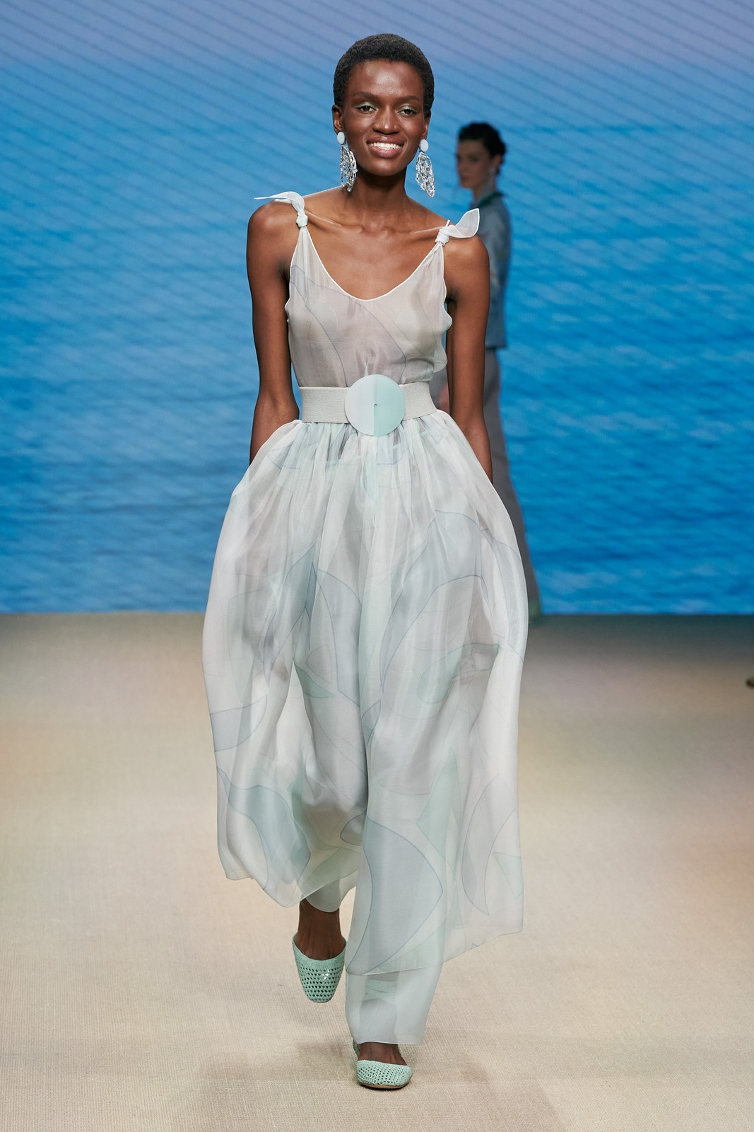 eny-aketch-mia-adama-giorgio-armani-ss22-1