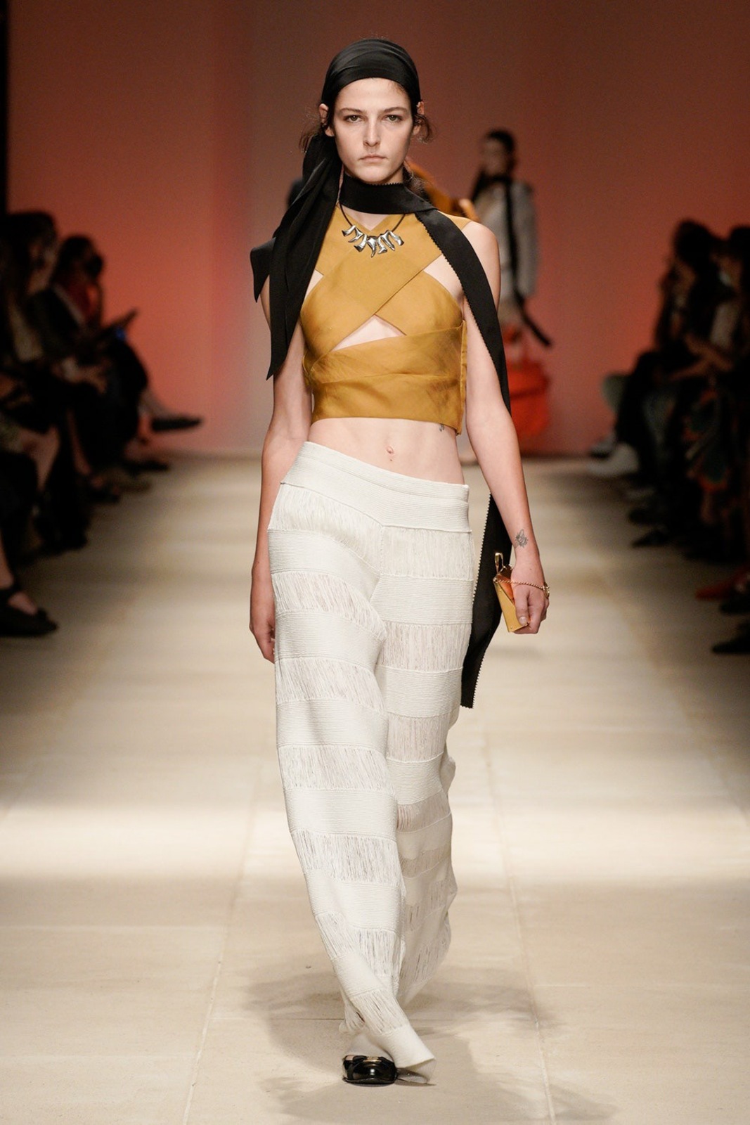 sora-lexi-oudey-effie-ferragamo-ss22-3