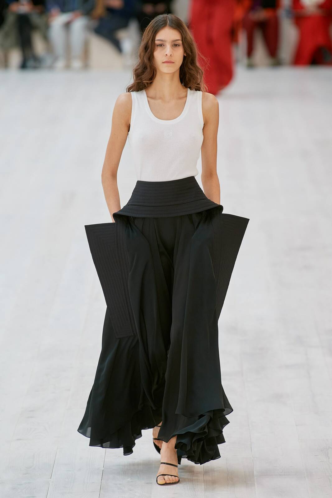 cassady-loulou-loewe-ss22-3