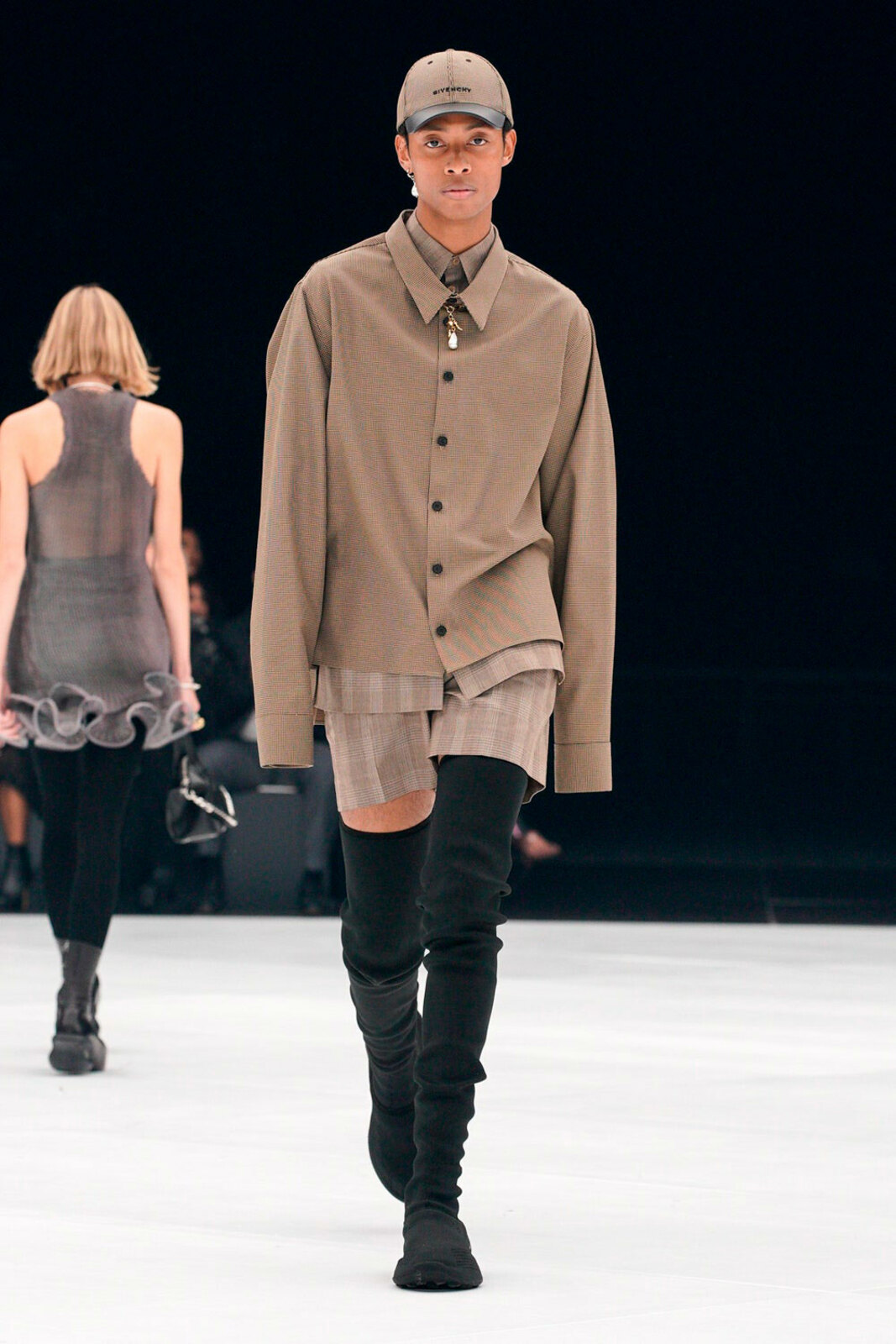 jecardi-sykes-givenchy-ss22