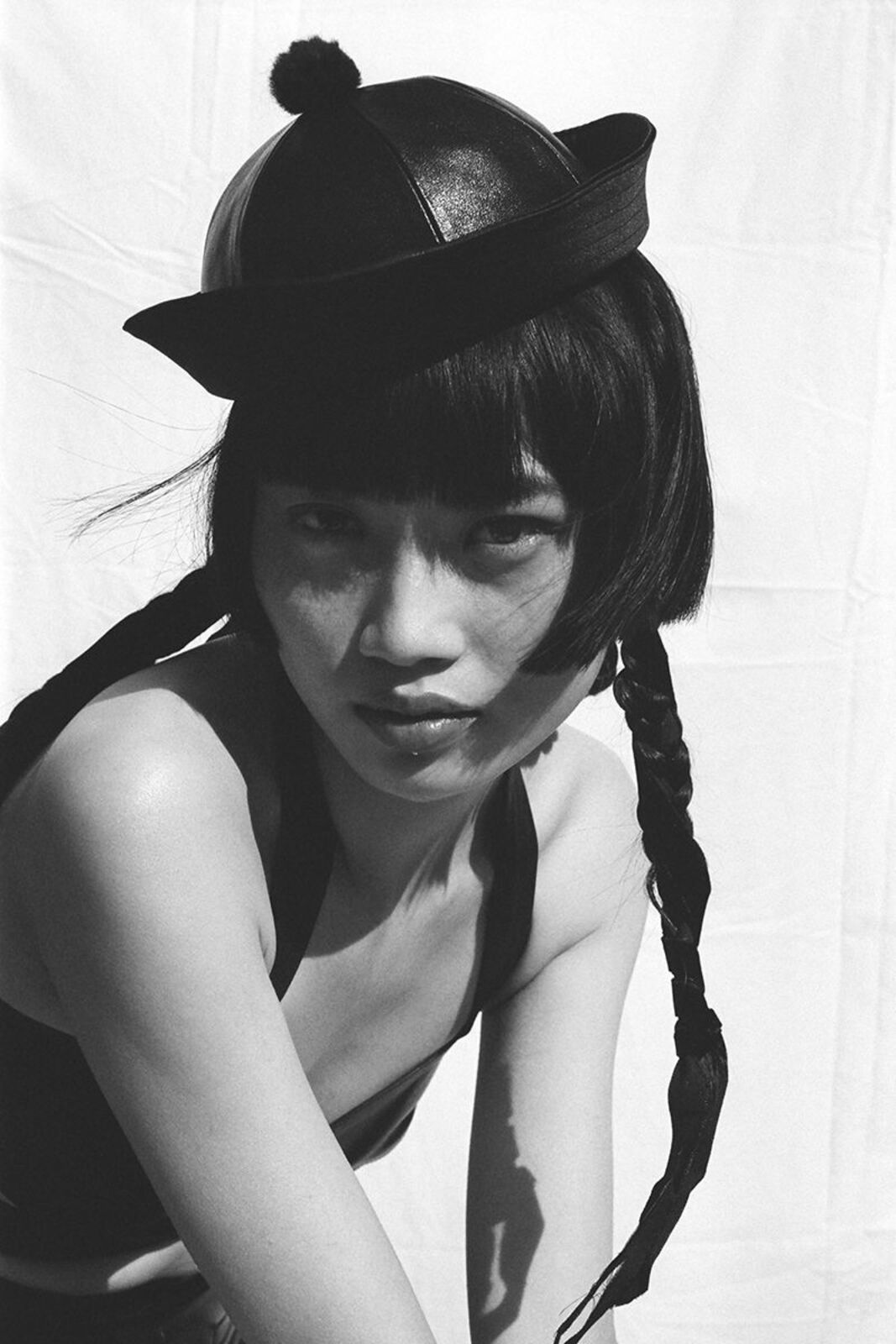 pei-pei-tang-heroine-magazine-1