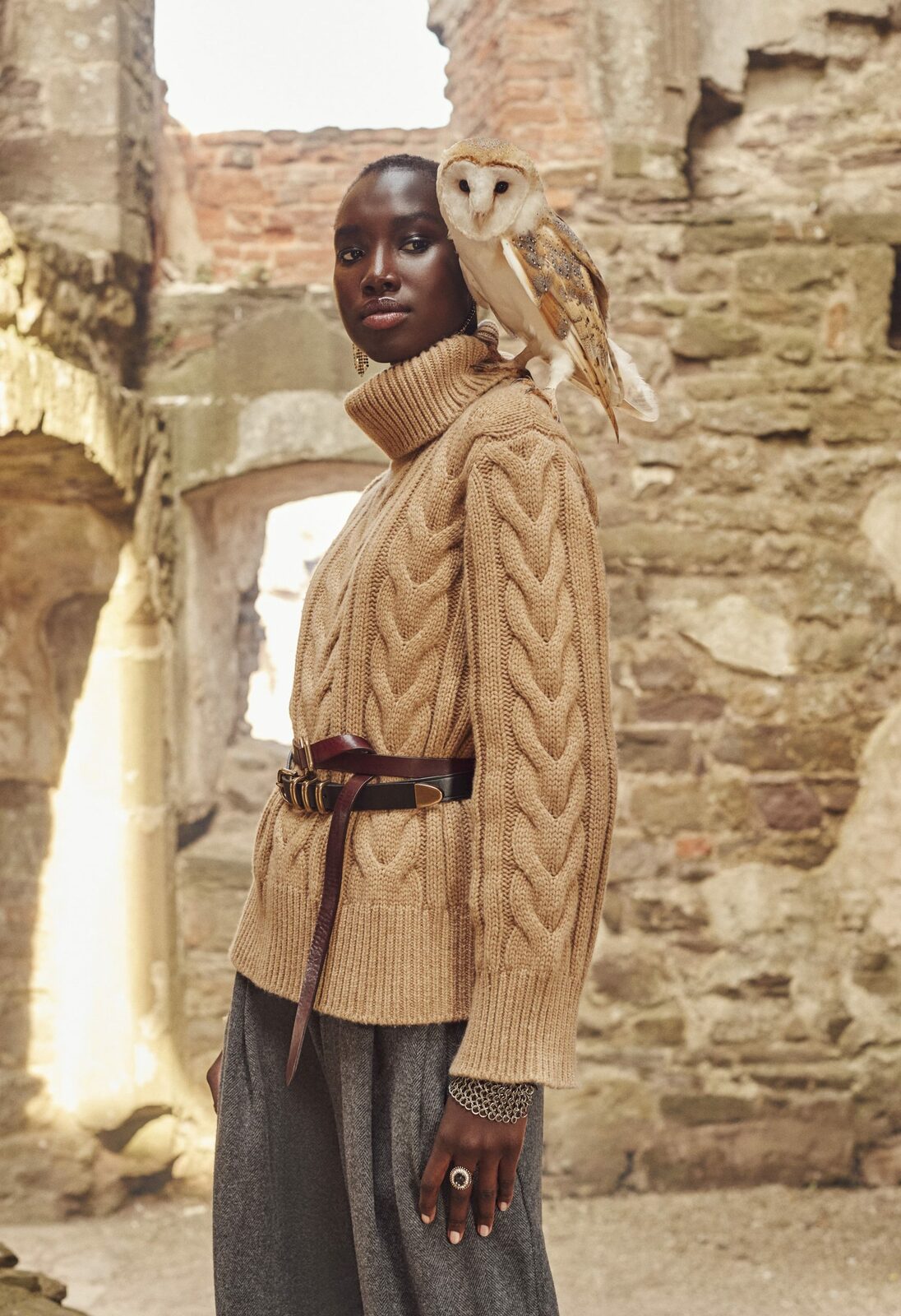 nya-gatbel-banana-republic-holiday-campaign-1