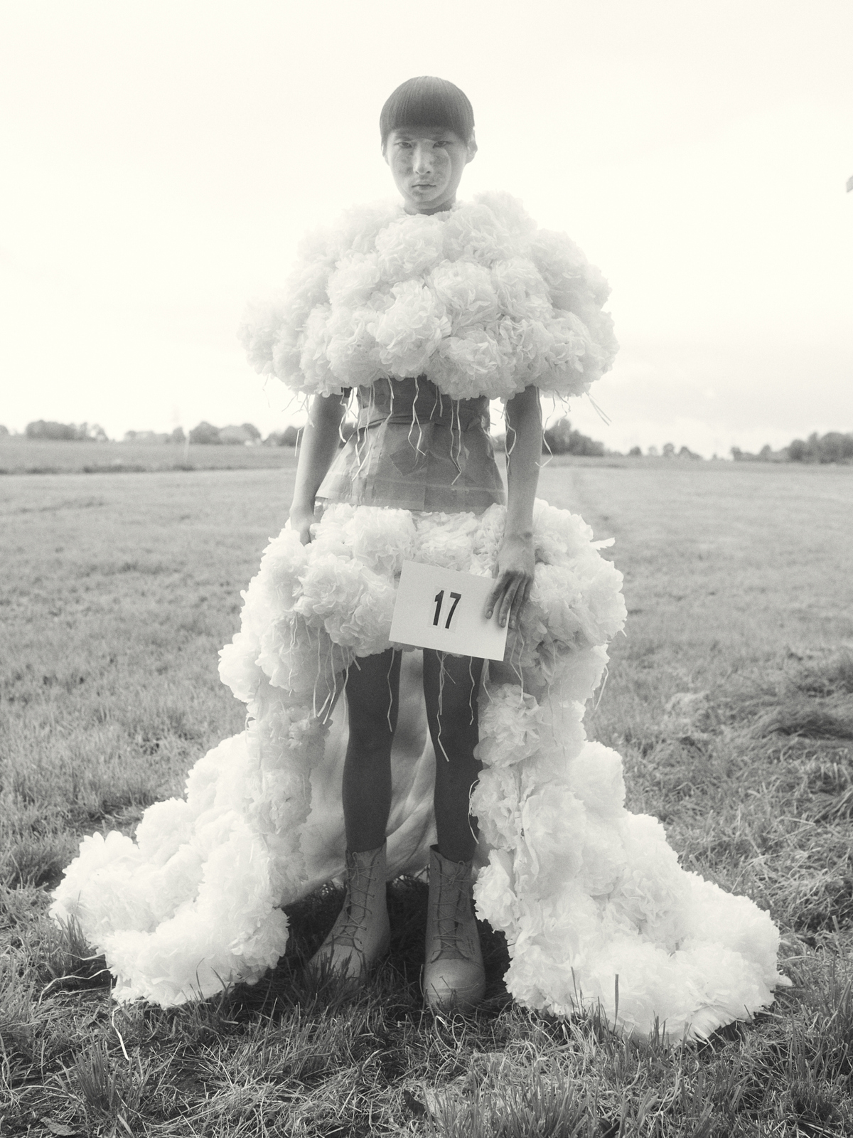 cao-ruopu-behind-the-blinds-magazine-2