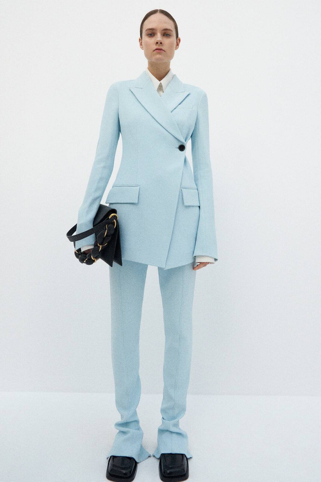 kate-mcnamara-proenza-schouler-pre-fall-22-3