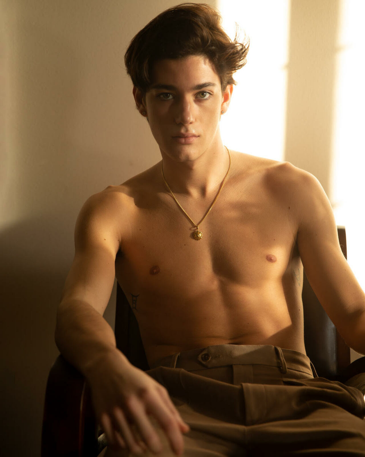 gionata-curreri-vanity-teen-0