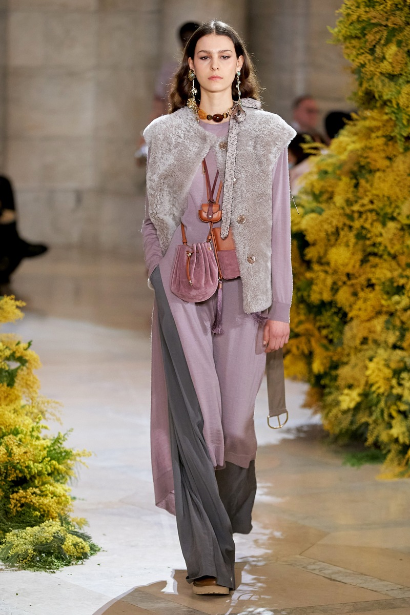 maja-saibatou-loulou-victoria-kate-ulla-johnson-fw22-2