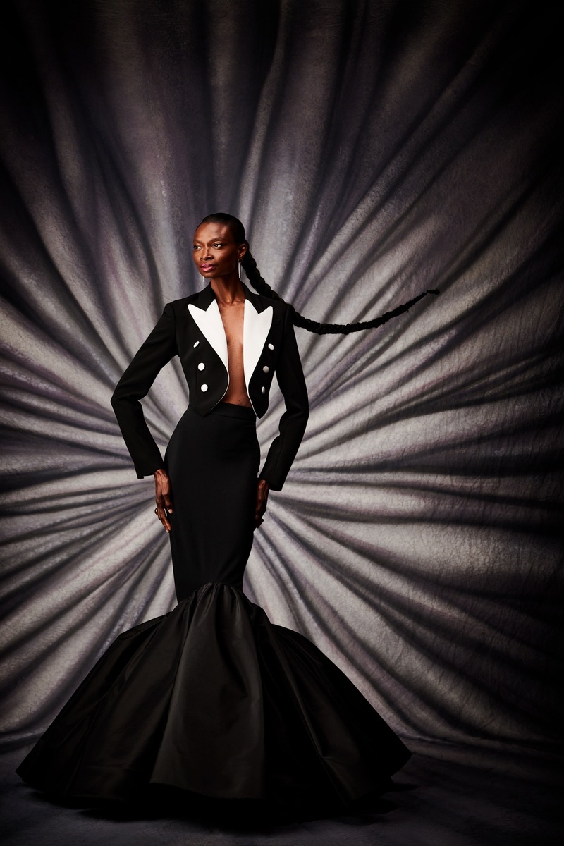 debra-shaw-christian-siriano-resort-2023-2