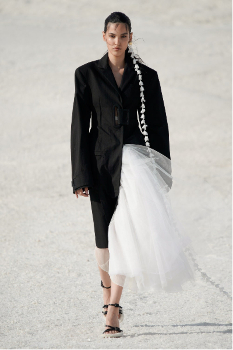 iza-dantas-jacquemus