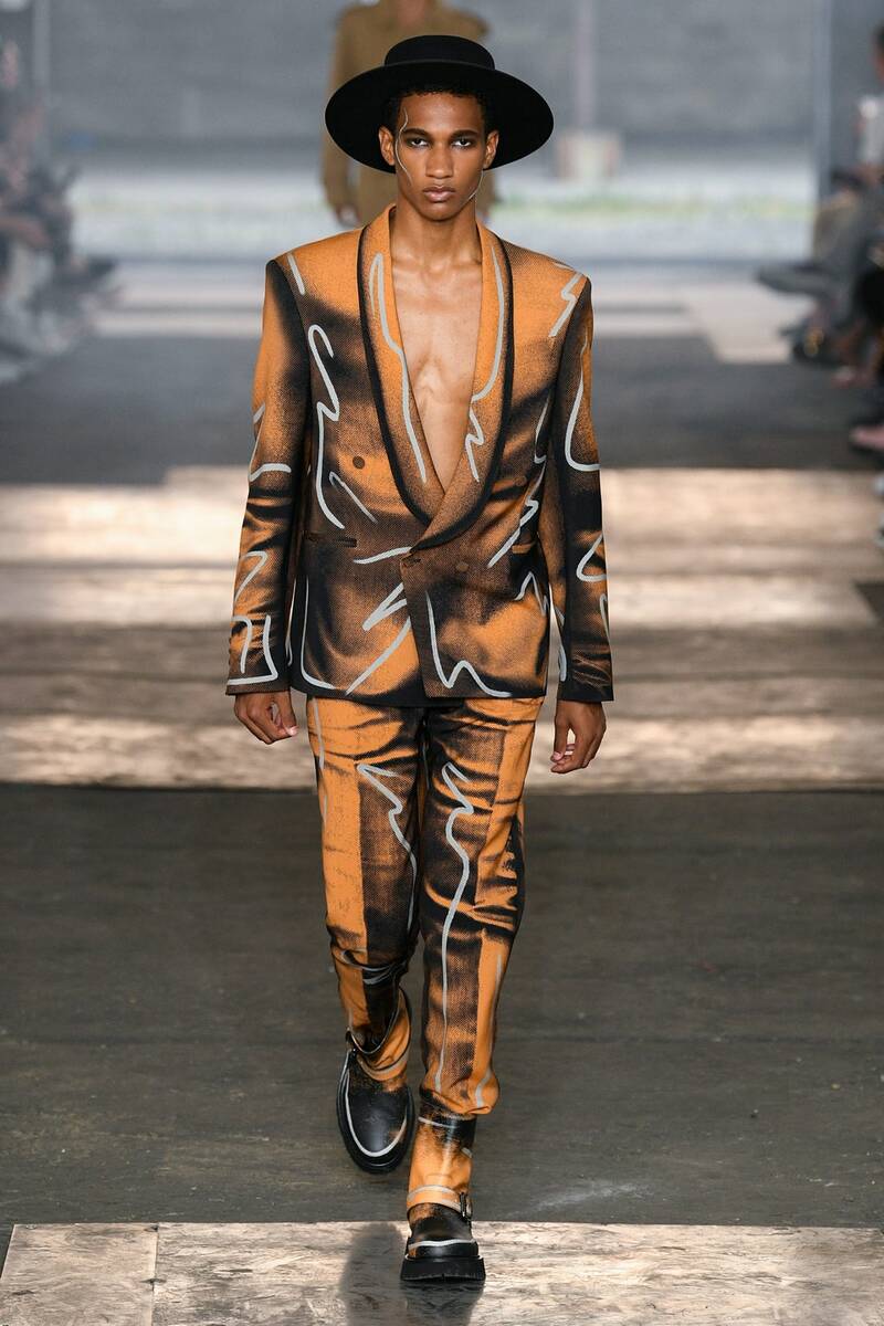 joshua-seth-moschino-ss23