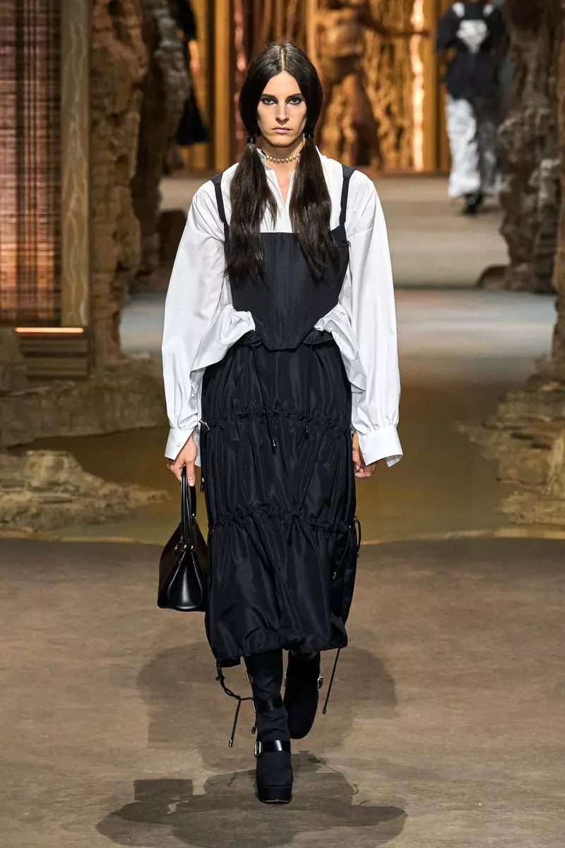 kiki-maja-cyrielle-oudey-dior-ss23-2