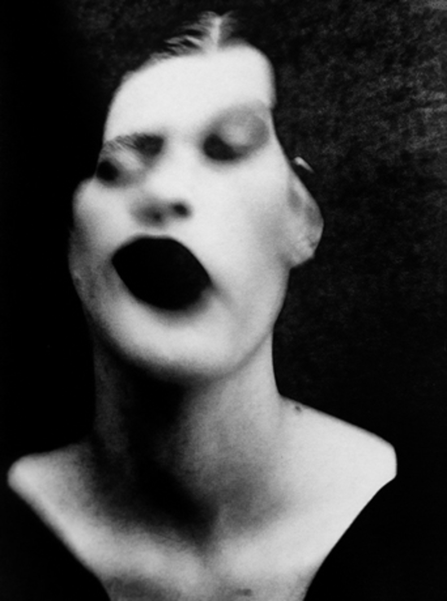 zoe-head-more-or-less-magazine-2