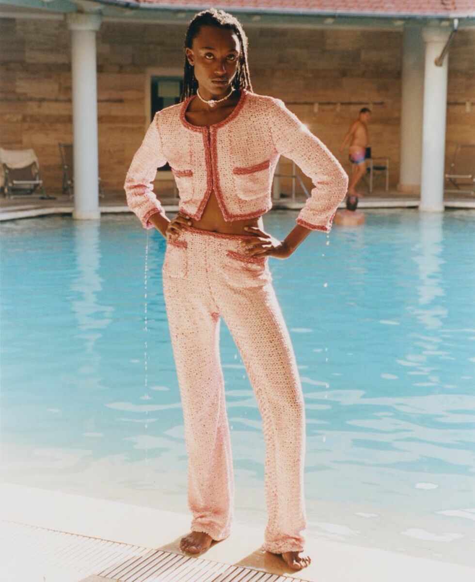 amelie-odda-magazine-chanel-resort-4