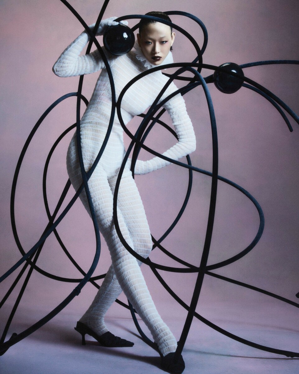 sora-choi-vogue-italia-janaury-issue-2