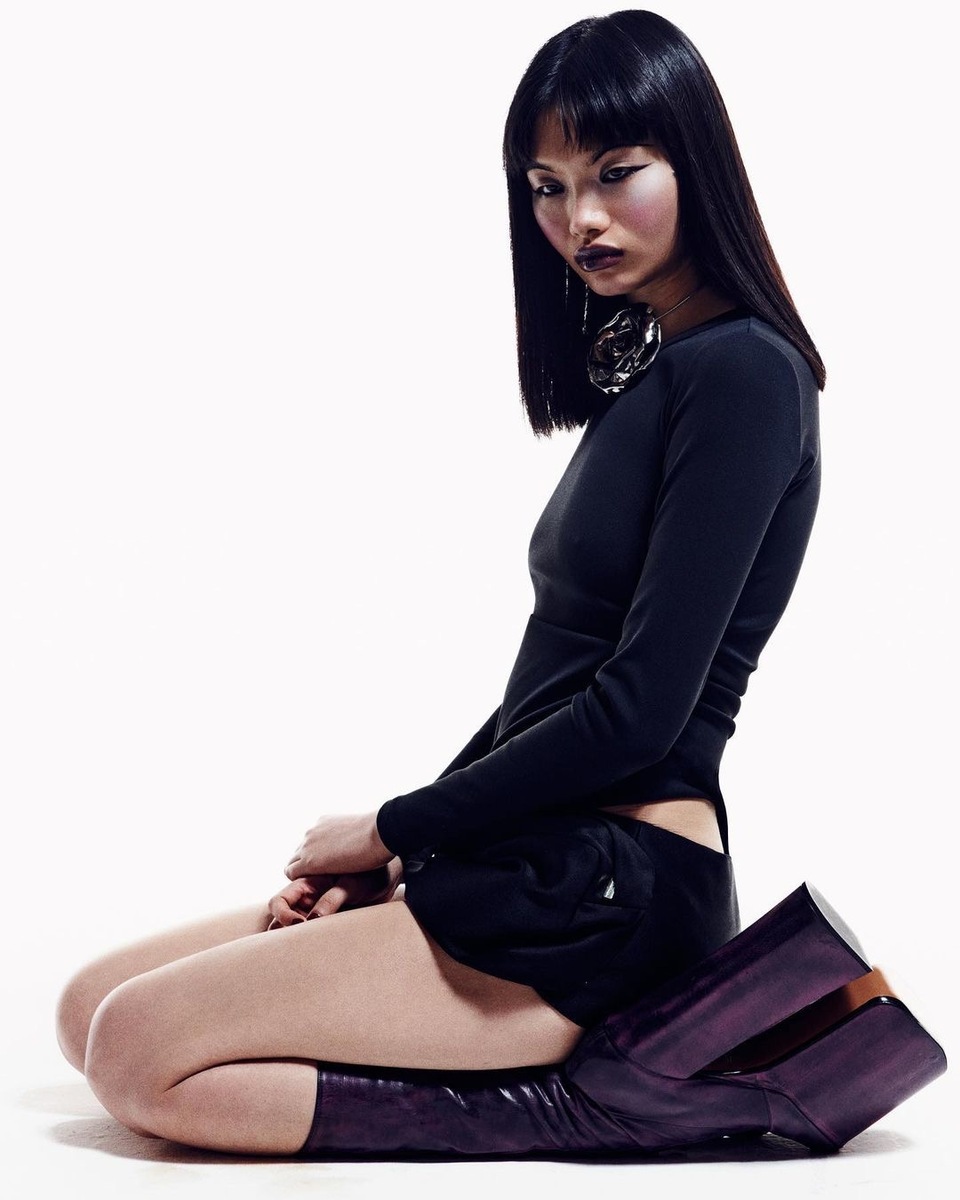 chun-jin-weng-modern-weekly-3