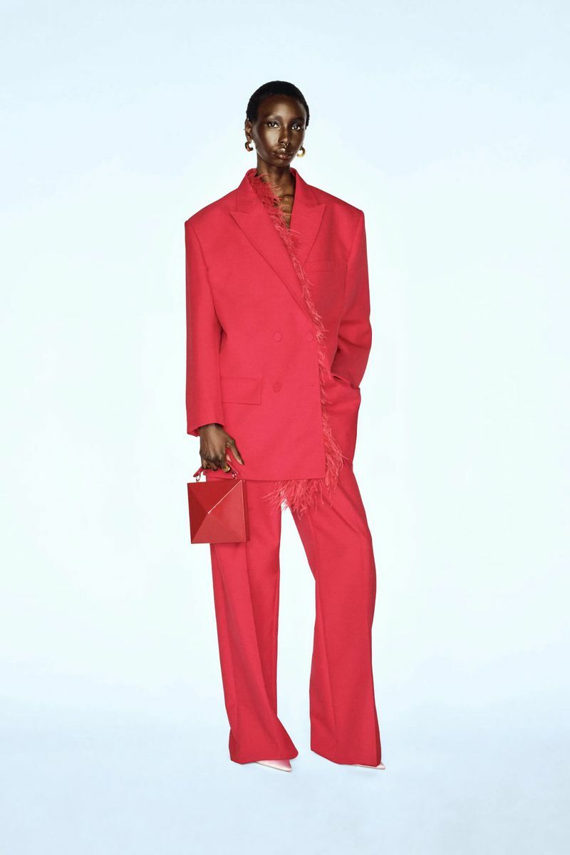 alay-deng-valentino-pre-fall-2023-3
