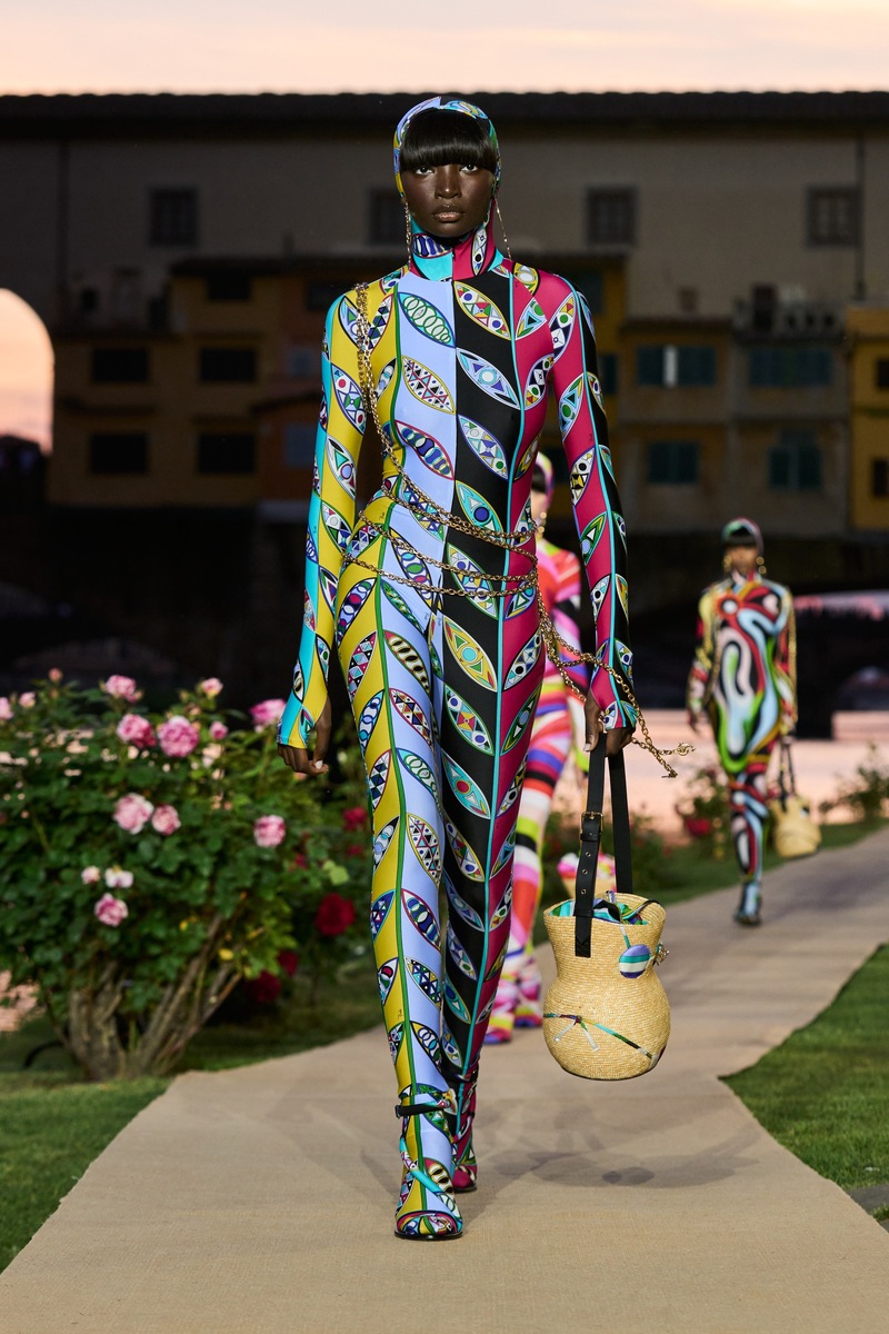 apolline-assa-emilio-pucci-resort-23