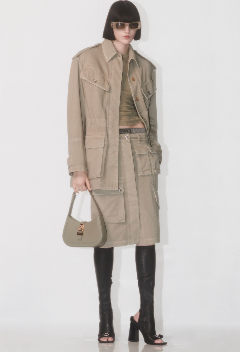 eva-komuves-versace-prefall-3