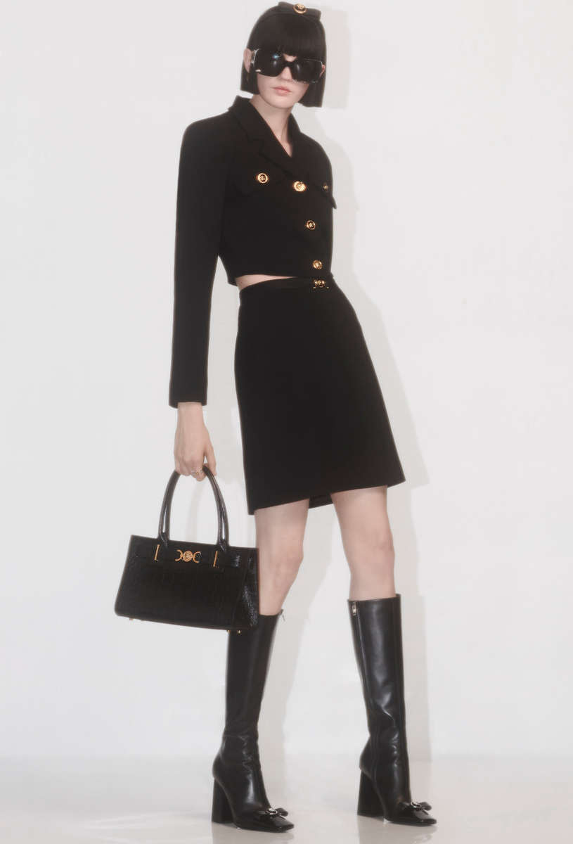 eva-komuves-versace-prefall-5