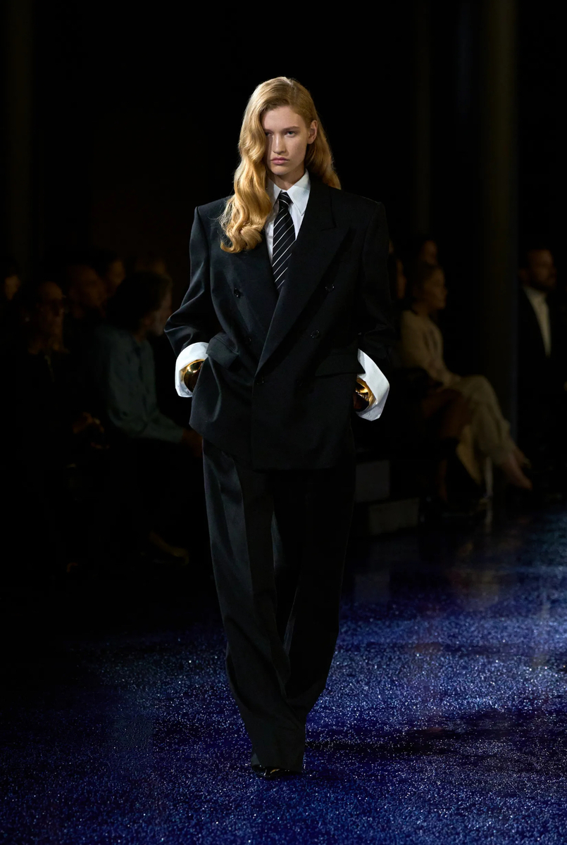 apolline-libby-saint-laurent-ss25