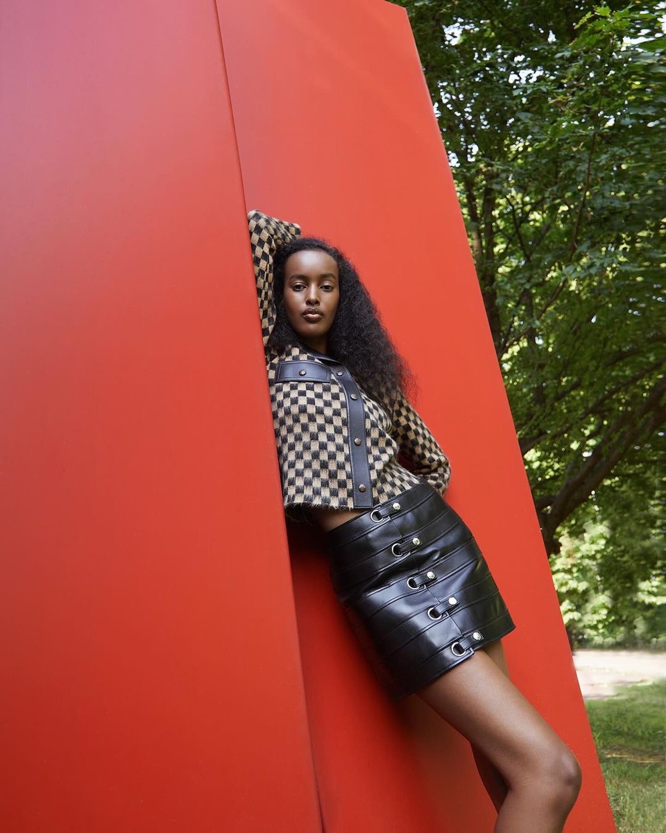 amina-ahmed-moeh-magazine-x-louis-vuitton-2