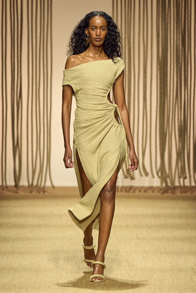 libby-apolline-amina-toto-valery-roberto-cavalli-ss25-2