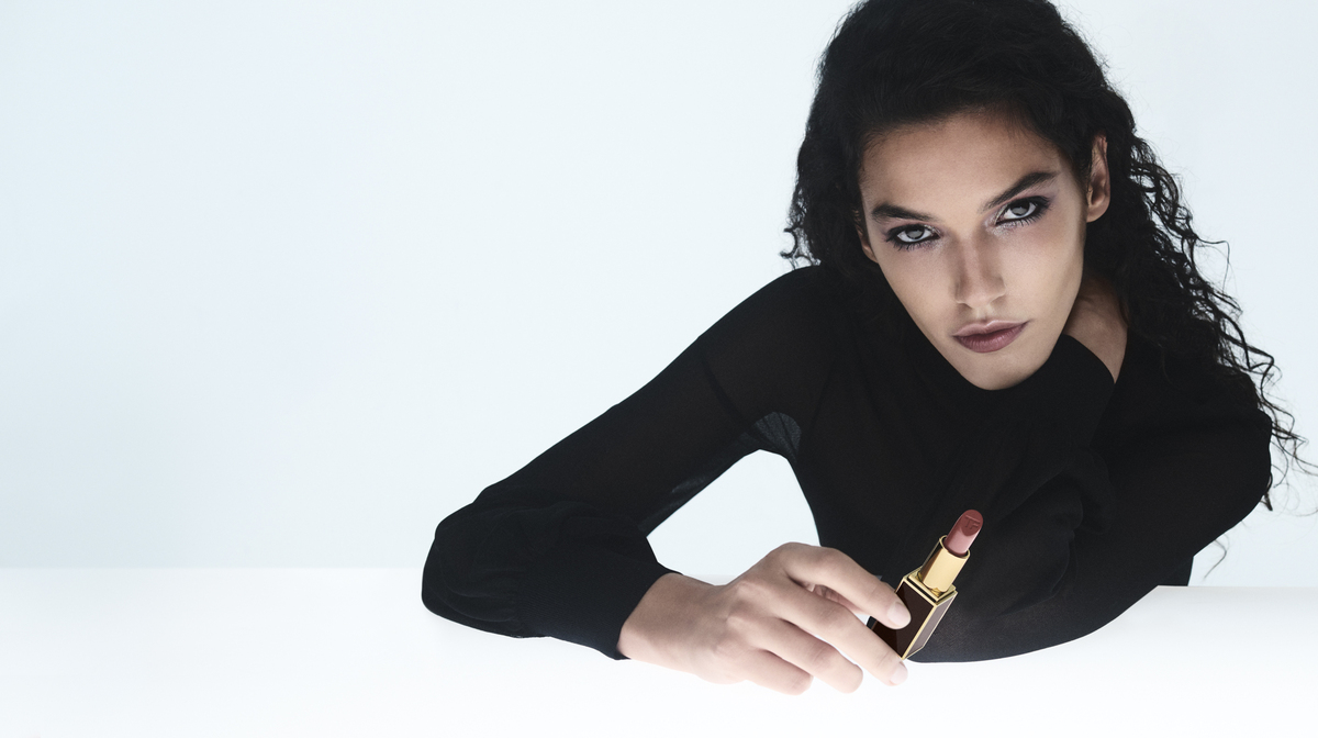 iza-dantas-tom-ford-beauty-0