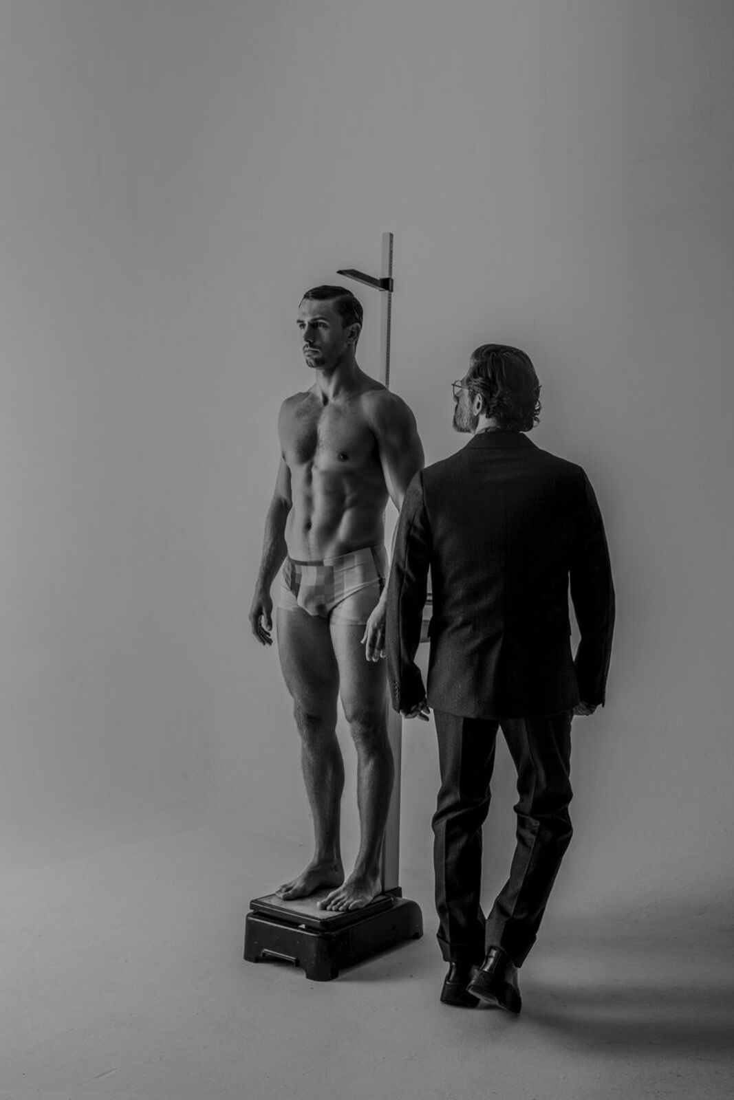 james-yates-l-officiel-hommes-poland-cover-7