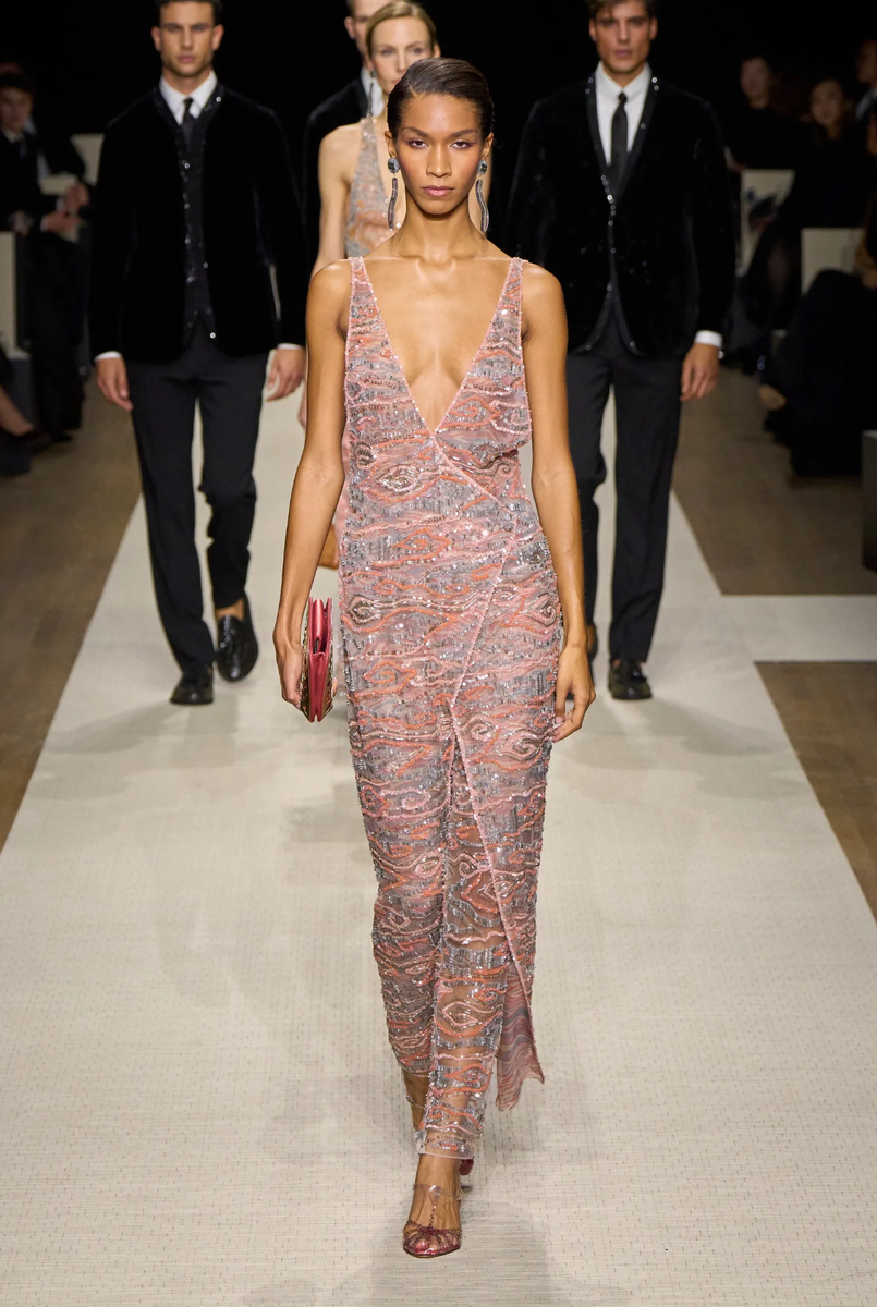 mia-marisa-aviana-tatiana-giorgio-armani-new-york-2