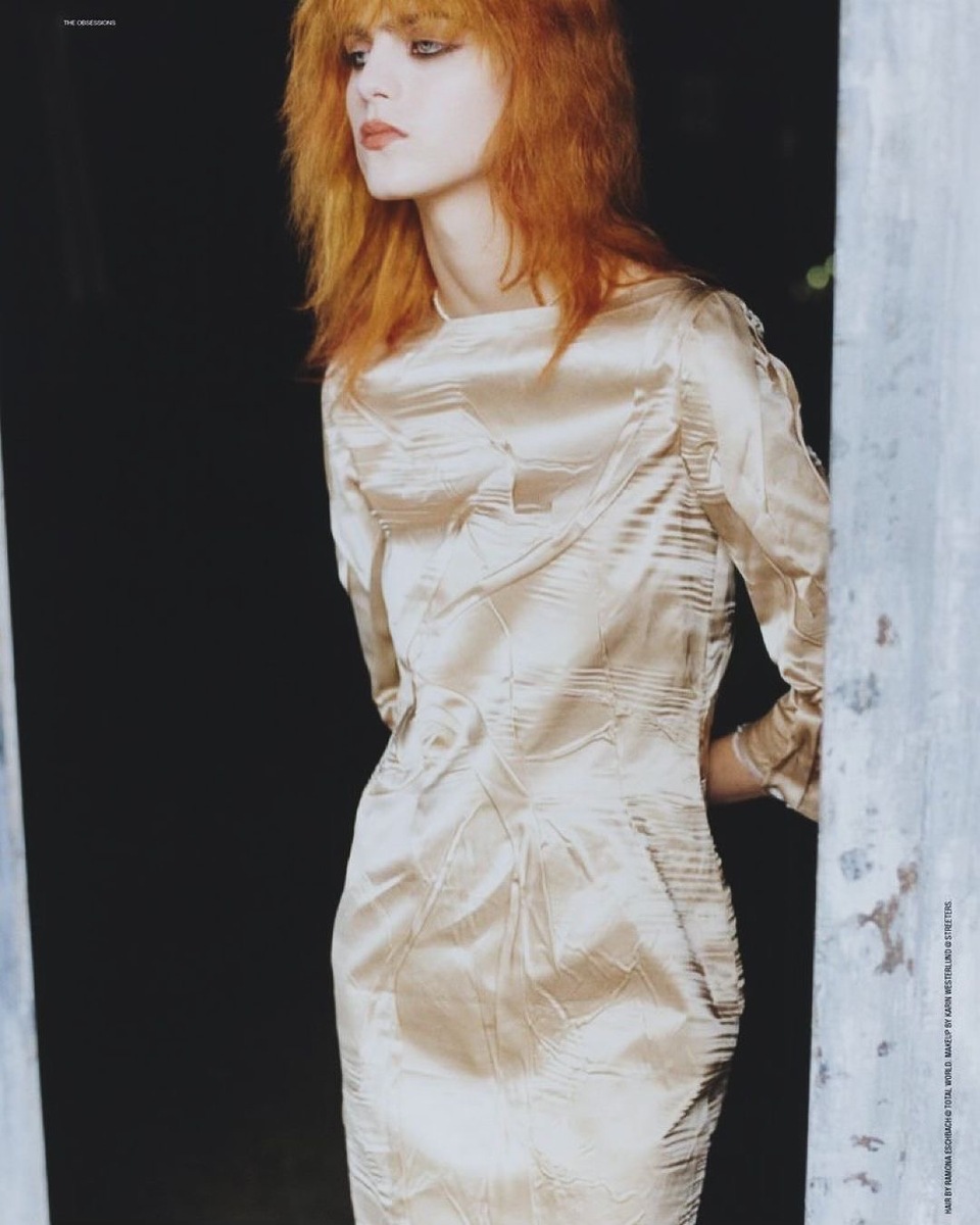 libby-bennet-self-service-magazine-5