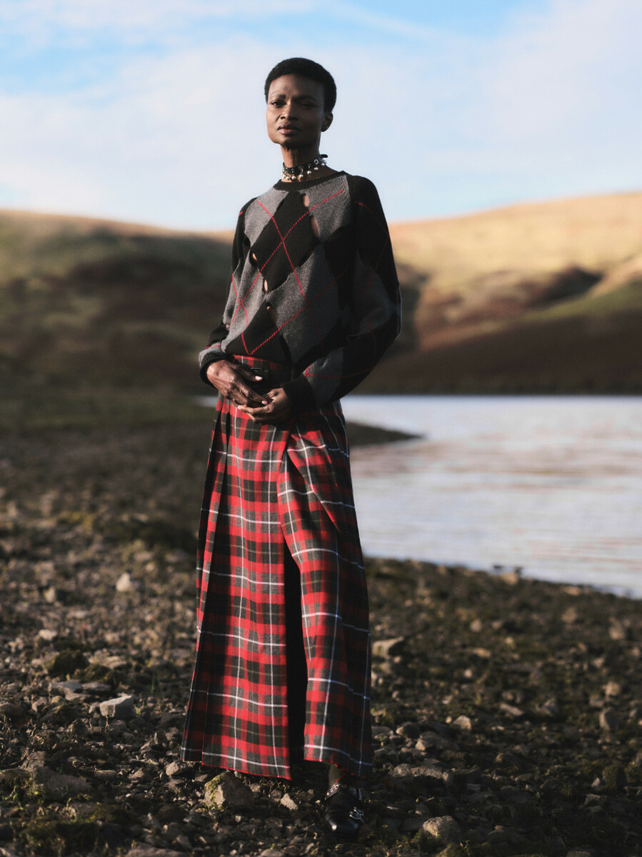 debra-shaw-grazia-uk-5