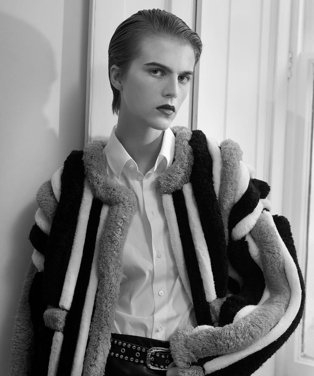 libby-bennet-t-magazine-2