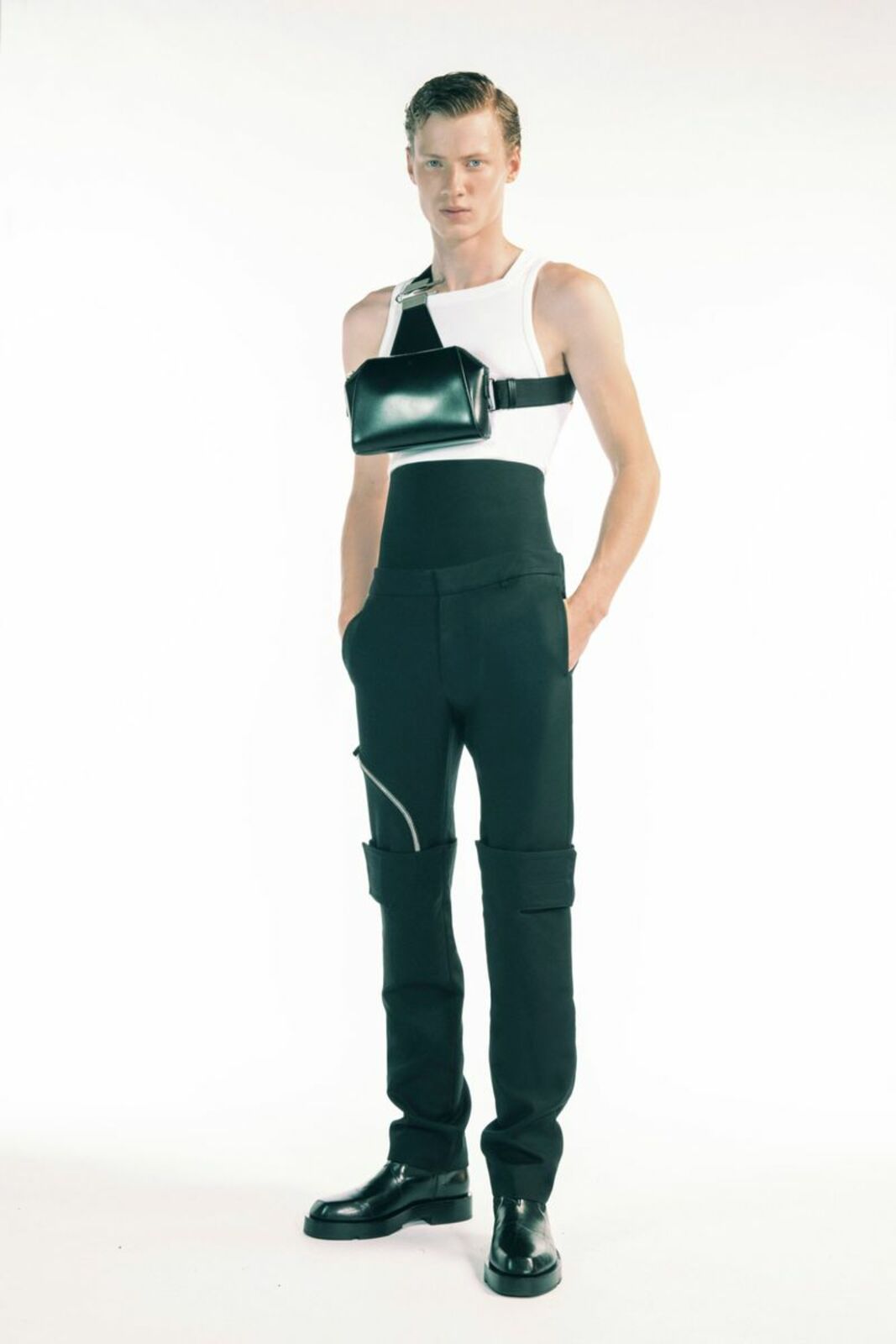 braien-vaiksaar-givenchy-ss21-lookbook
