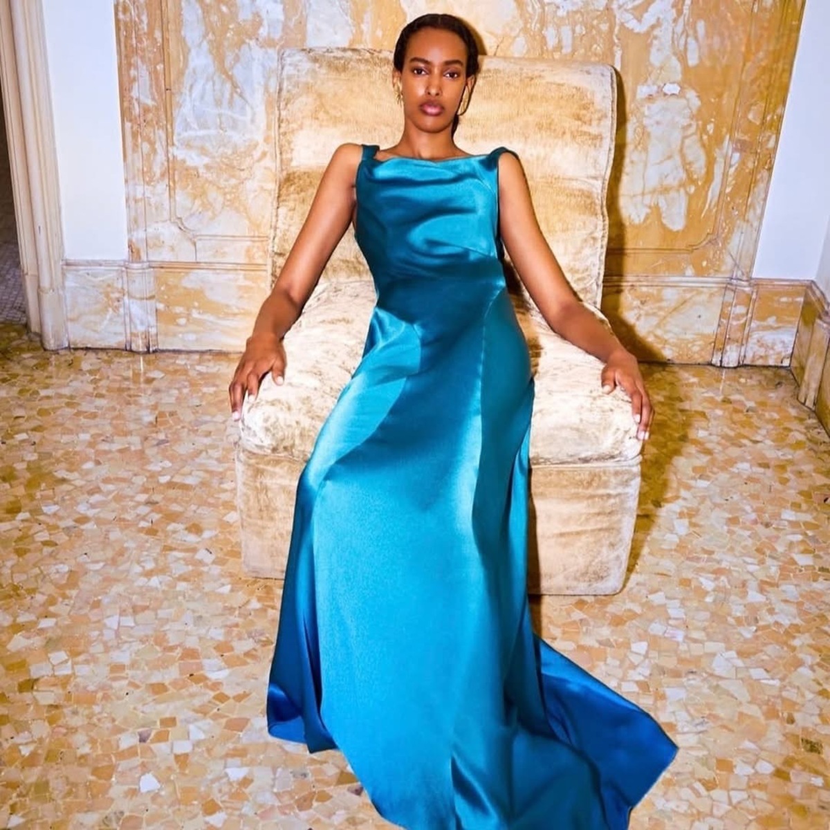 amina-ahmed-alberta-ferretti-holiday-campaign-1