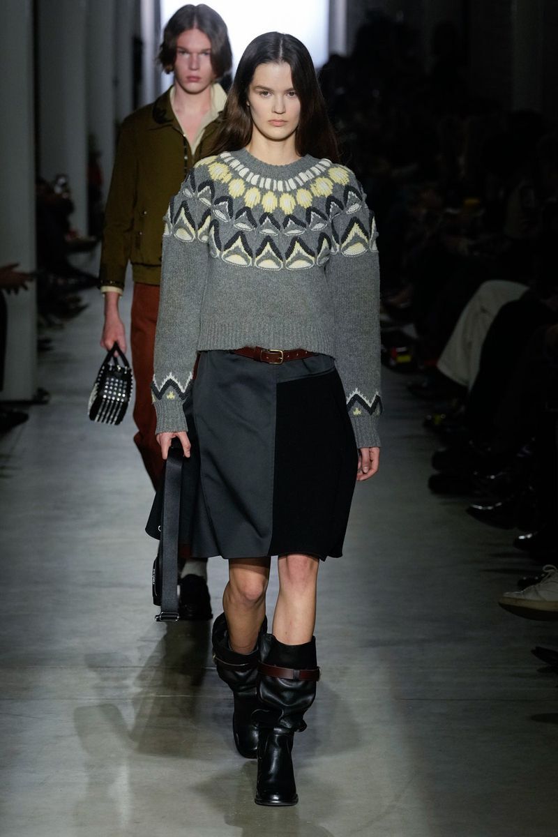 amelie-onitsuka-tiger-f-w-25-milano