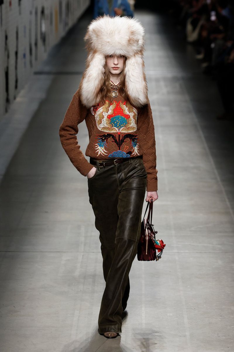 melinda-etro-f-w-25-milano