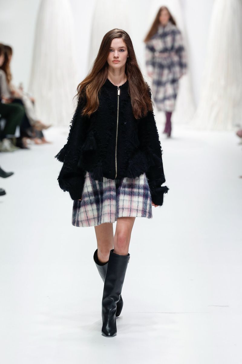 amelie-genny-f-w-25-milano