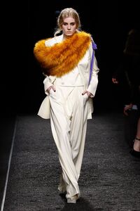 mika-nina-ricci-f-w-25-paris