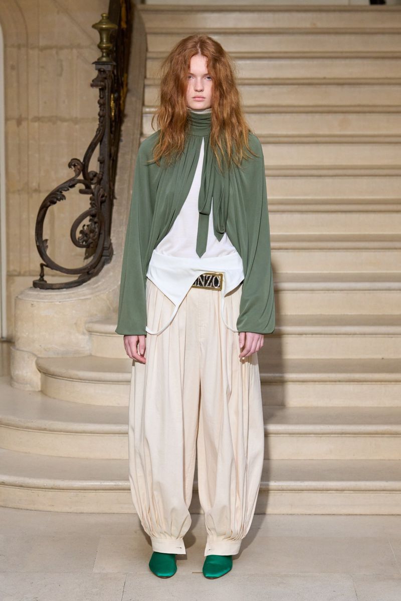 ashley-kenzo-f-w-25-paris