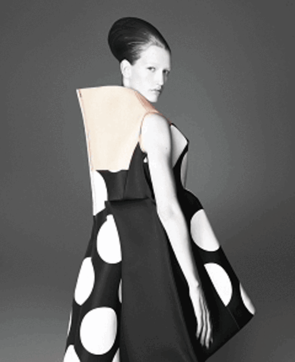 apolline-libby-harper-s-bazaar-italia-raw-edge-0