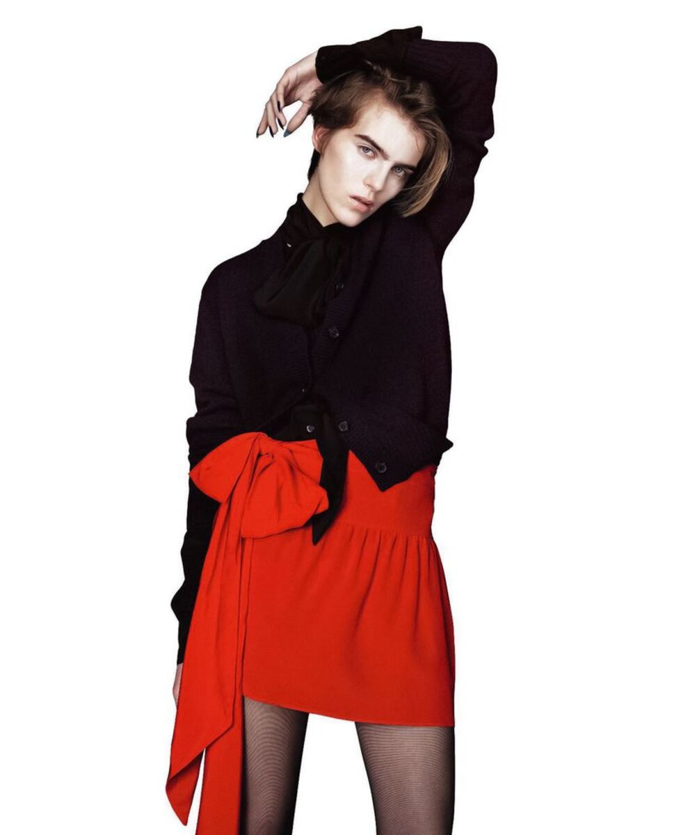 apolline-libby-harper-s-bazaar-italia-raw-edge-1