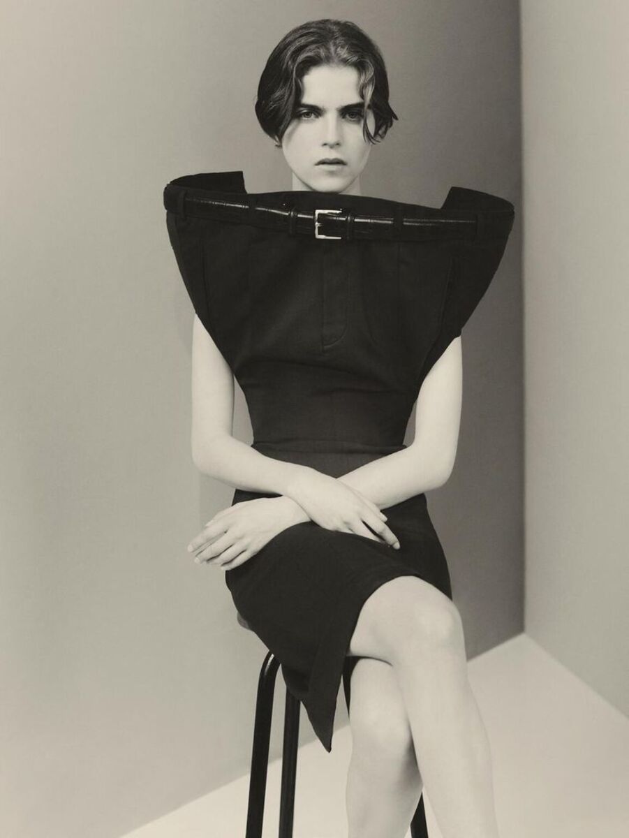 libby-harper-s-bazaar-france-6