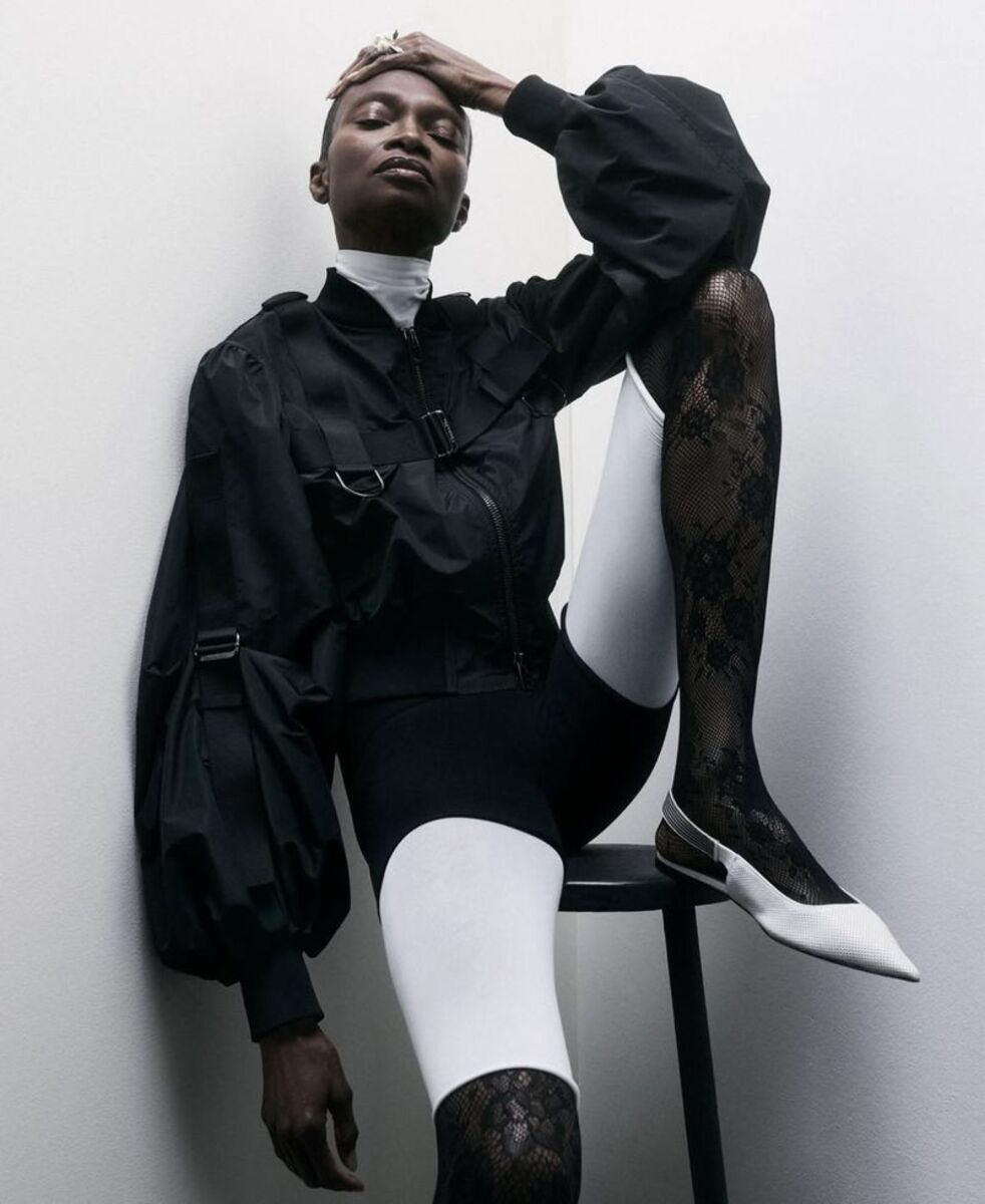 debra-shaw-212-magazine-cover-story